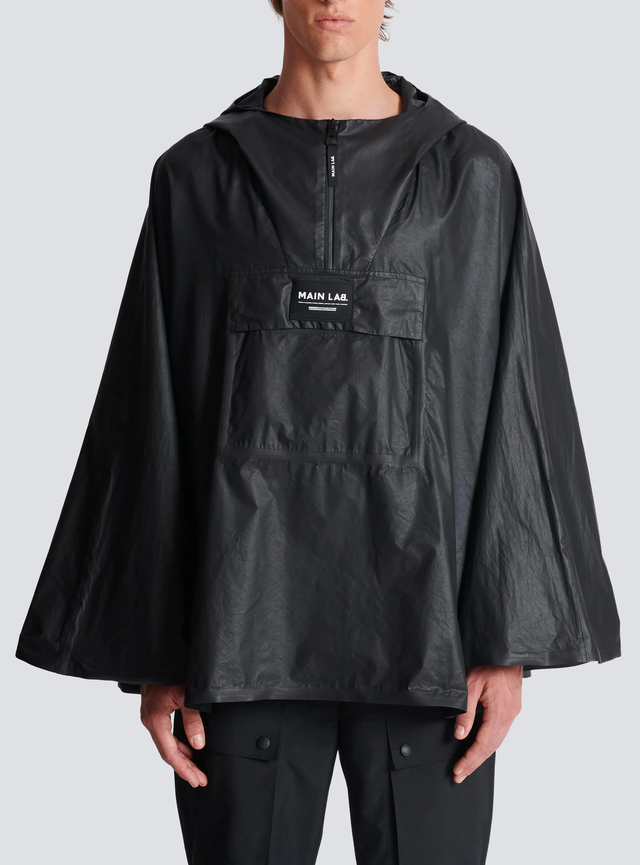 BALMAIN  Cape main lab - Noir